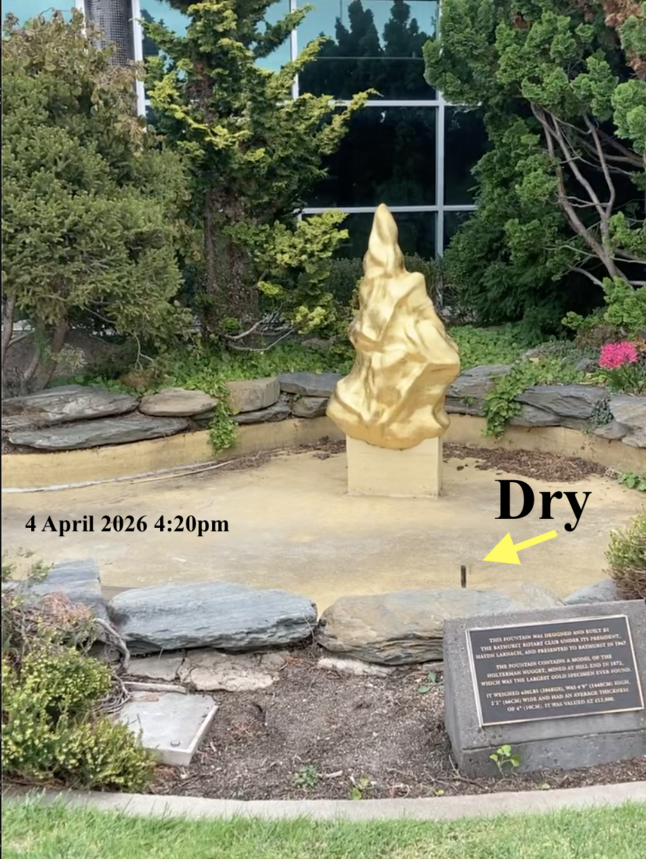 Dry nugget fountain bed